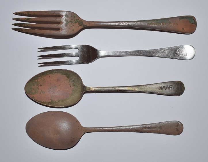 Service issue cutlery 2